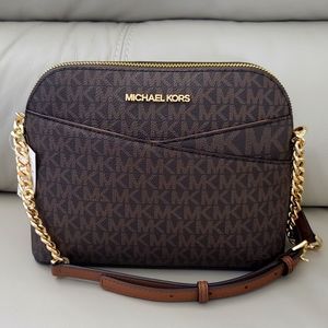 Michael Kors Jet Set Medium Crossbody Leather Handbag